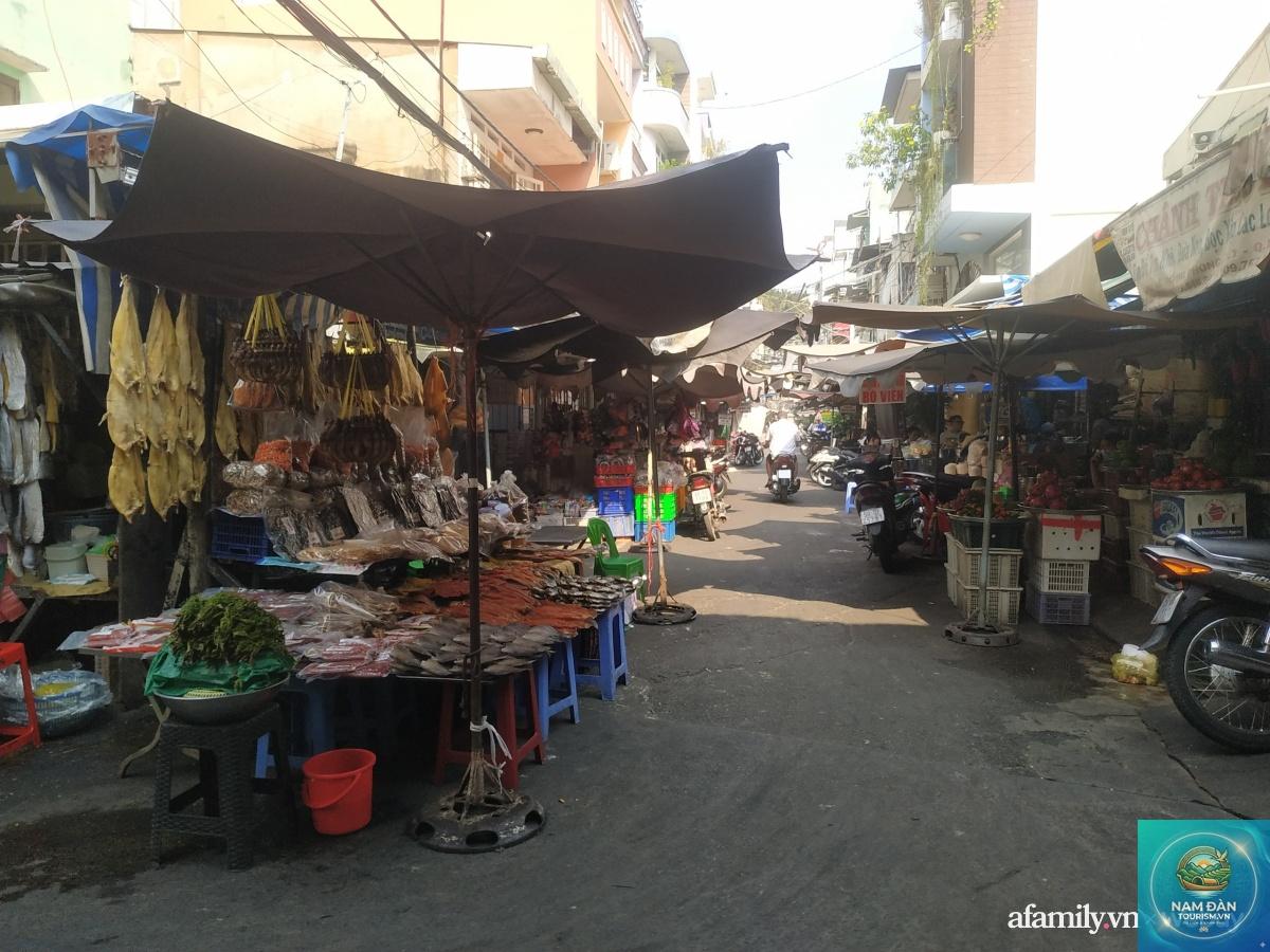 Chợ Lê Hồng Phong Quận 10 - Hình 5