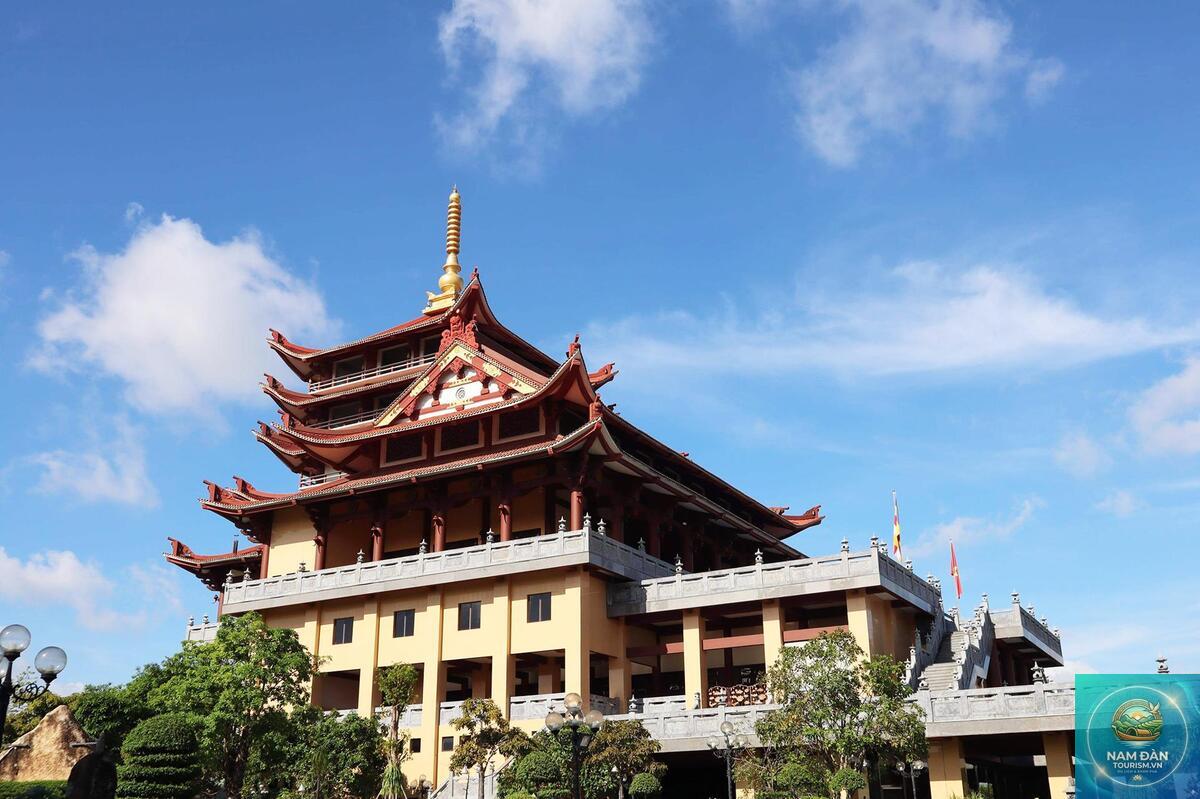 Chùa Huê Nghiêm Quận 11 - Hình 2