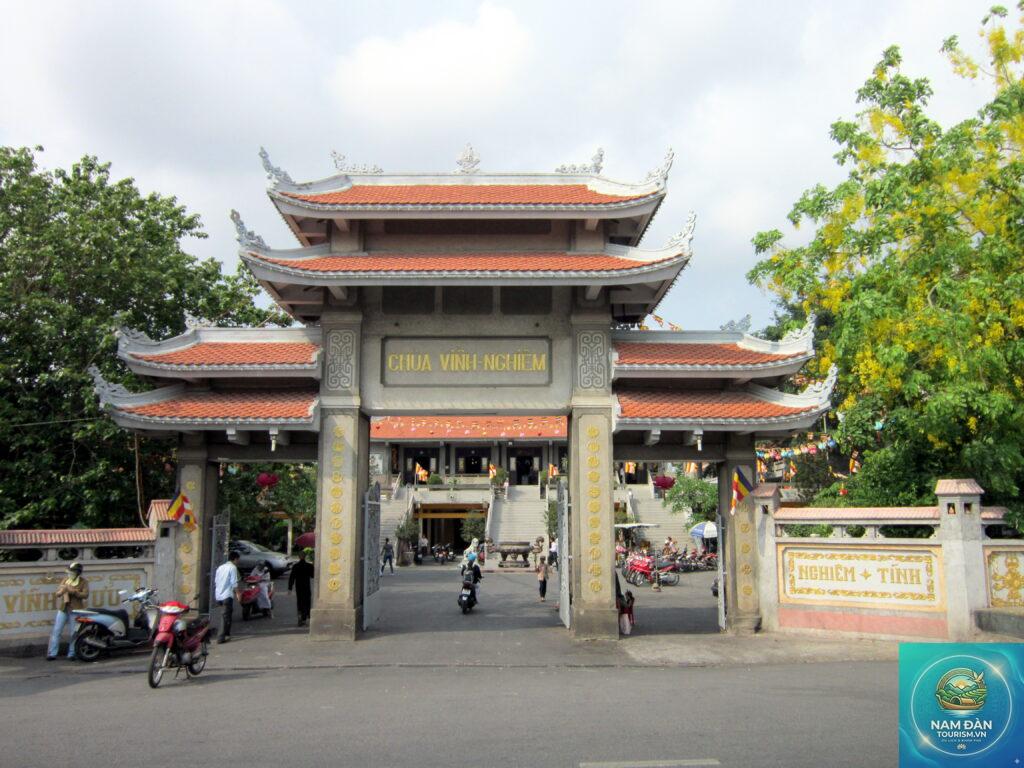 Chùa Vĩnh Nghiêm (cơ sở gần Quận 10 khu vực)