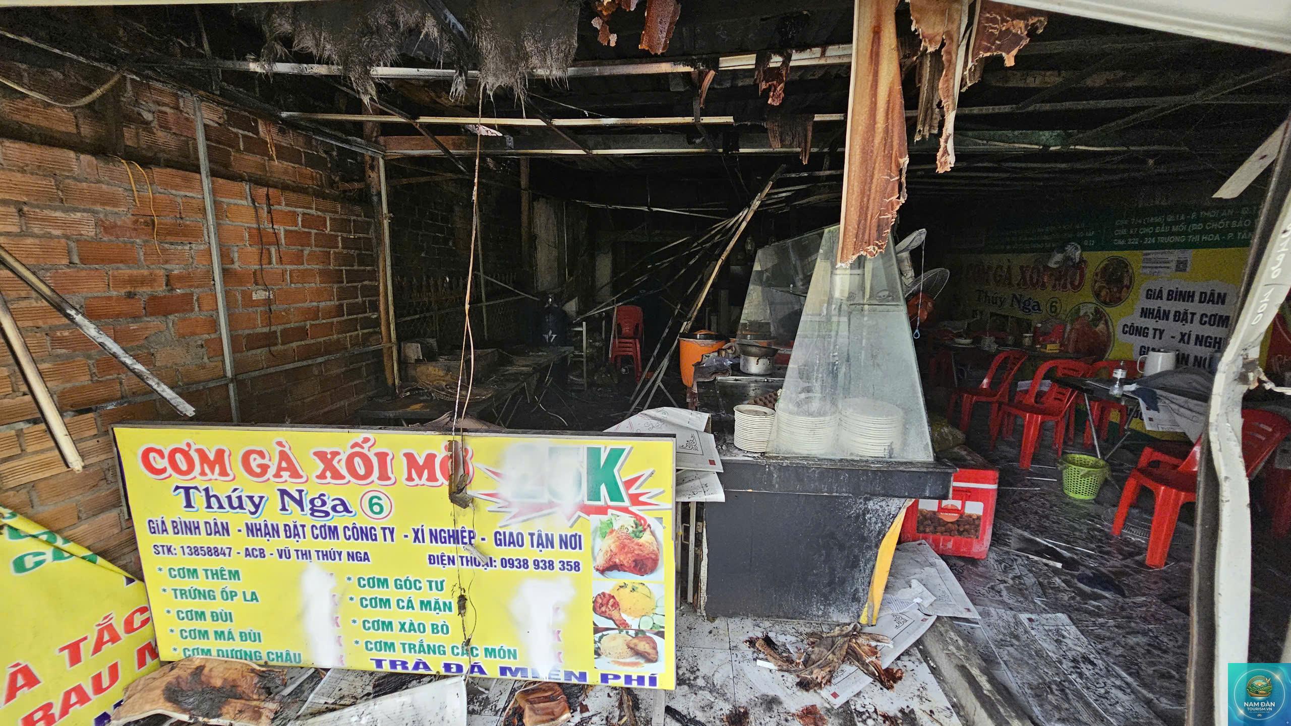 Cơm Gà Xối Mỡ A Tý Quận 12 - Hình 4