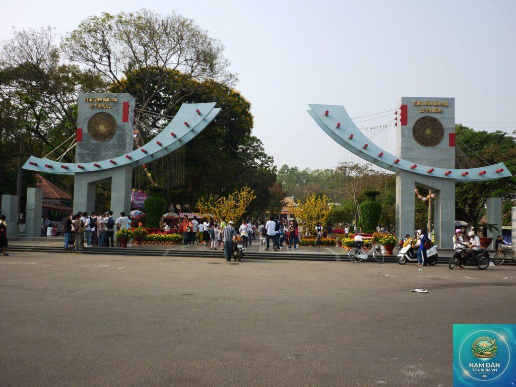 Công viên Lê Thị Riêng Quận 10