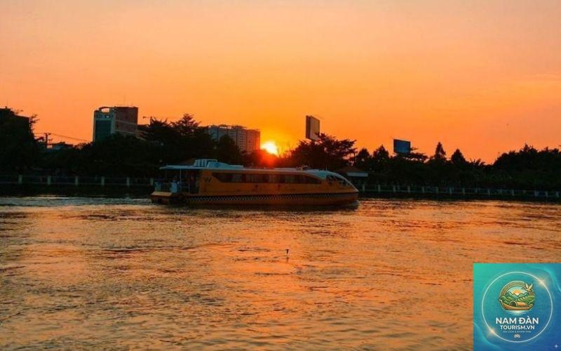 Điểm ngắm hoàng hôn sông Sài Gòn An Phú Đông Quận 12