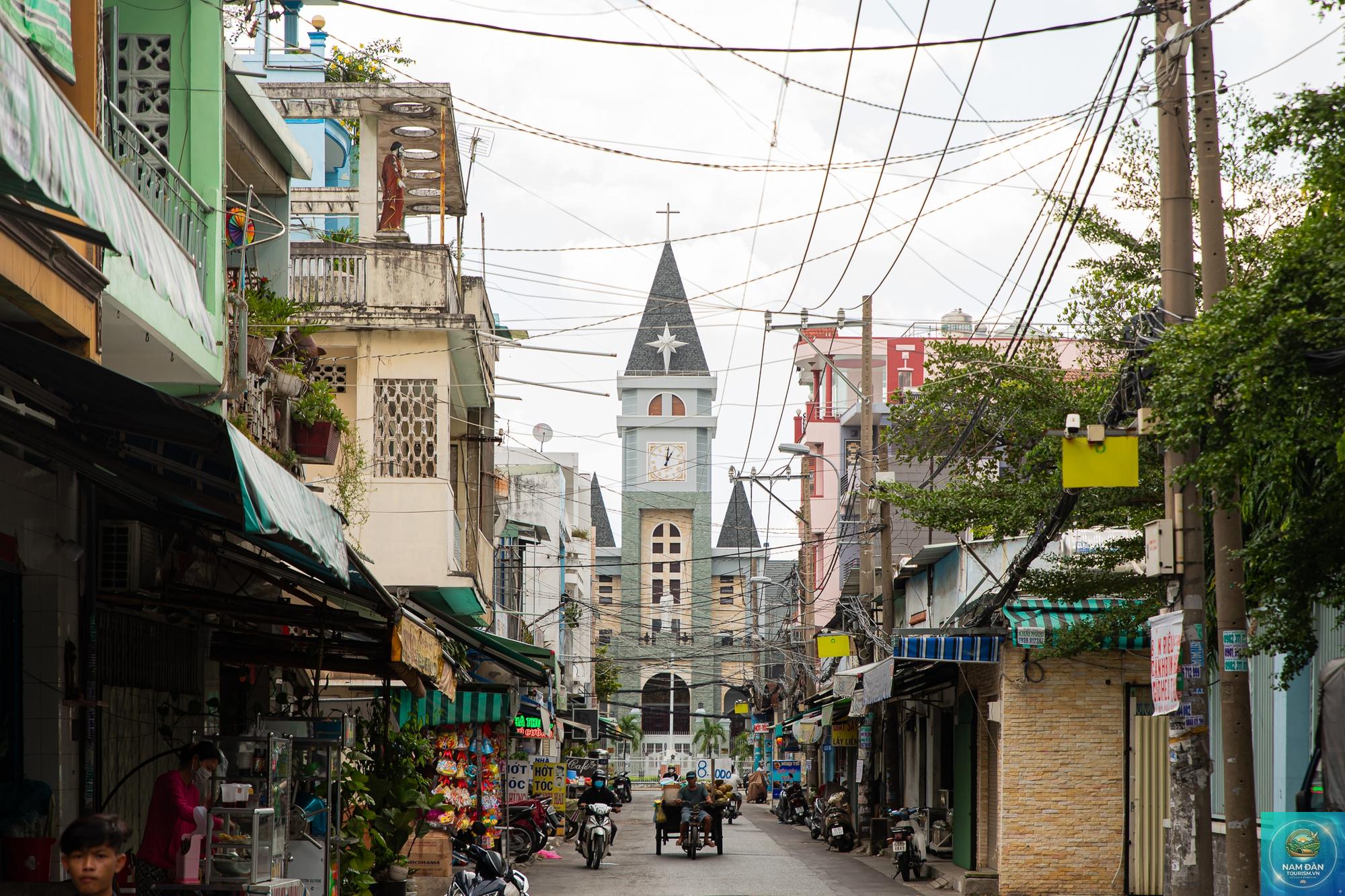 Đình Phú Bình Quận 11 - Hình 4