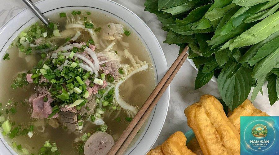 Phở Hòa Pasteur Quận 10 - Hình 3