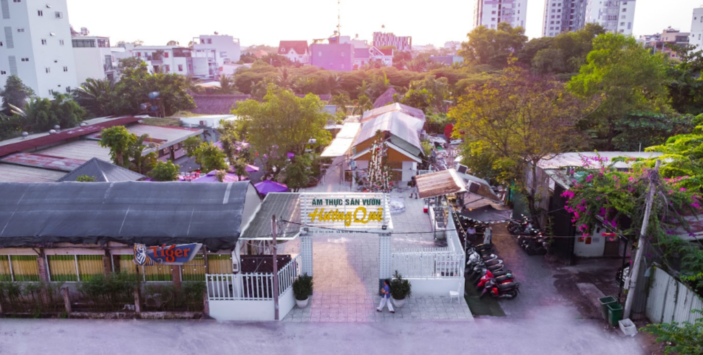Quán Ăn Sân Vườn Hương Quê Quận 12