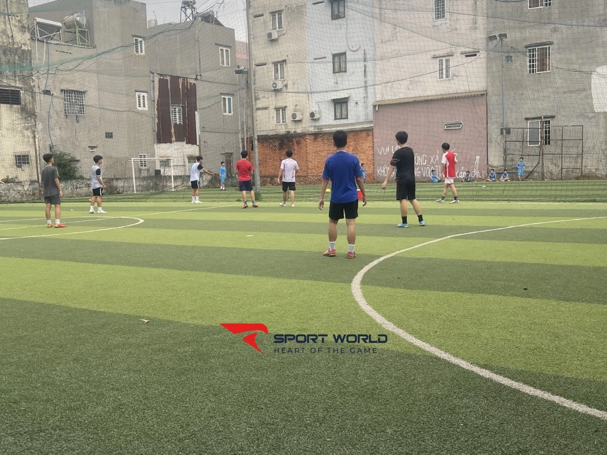 Sân bóng đá Đông Hưng Thuận Quận 12 - Hình 2