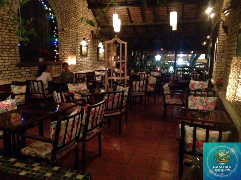 Thềm Xưa Coffee Quận 12 - Hình 2