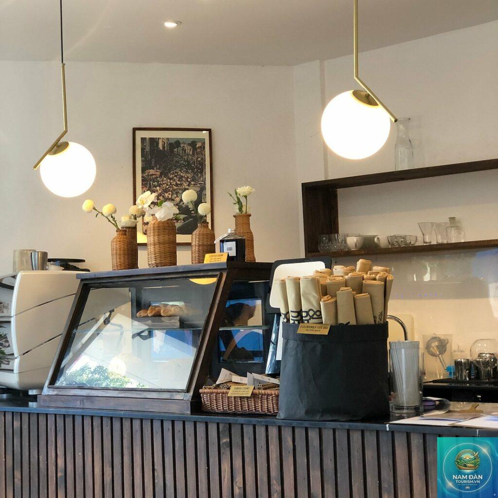 Thinker & Dreamer Coffee Quận 10
