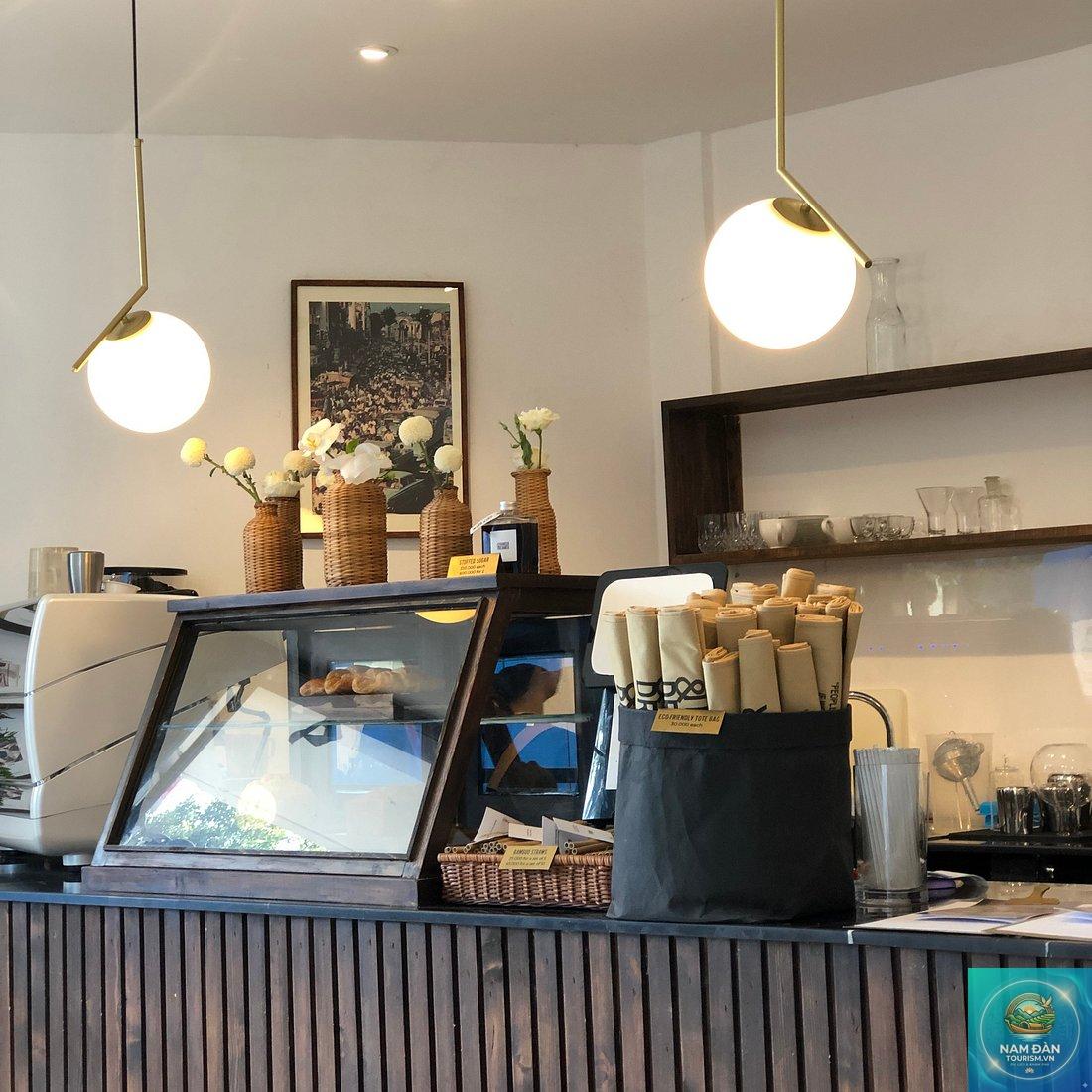 Thinker & Dreamer Coffee Quận 10 - Hình 1