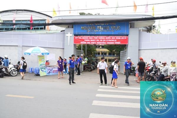 Trường THPT Nguyễn Trung Trực Quận 12
