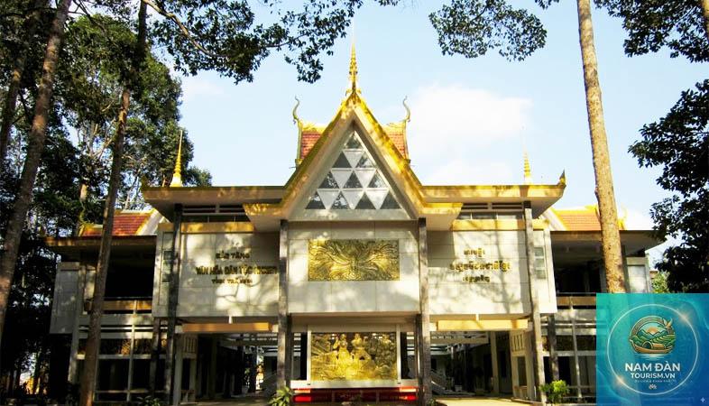 bảo tàng tổng hợp trà vinh
