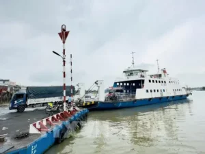 bến phà châu giang