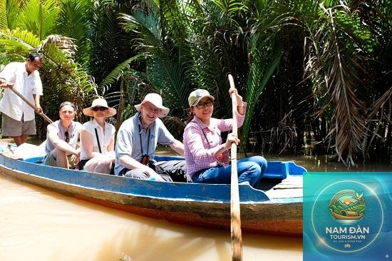 bến tàu du lịch hàm luông - Hình 2