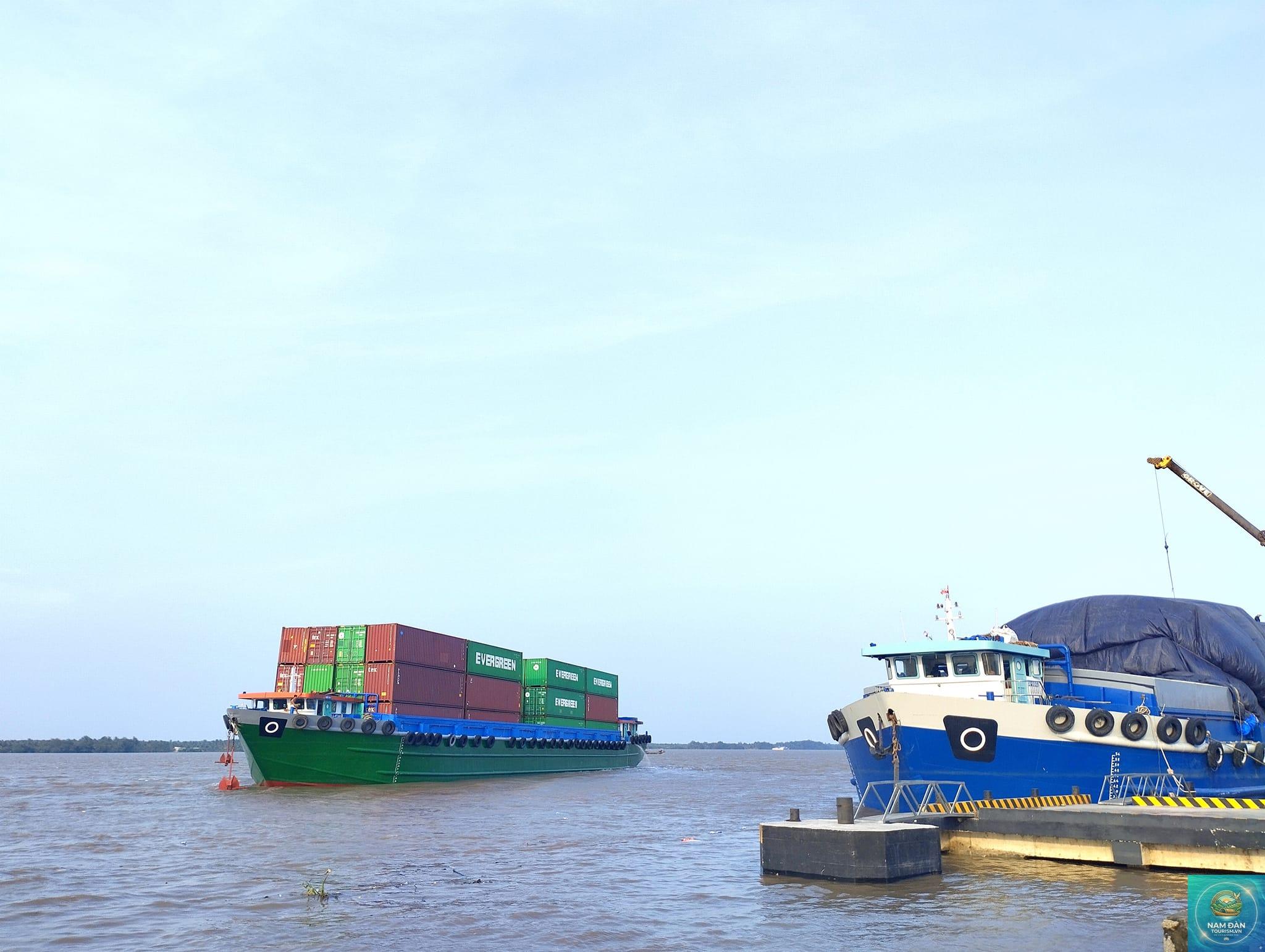 cảng giao long - Hình 3