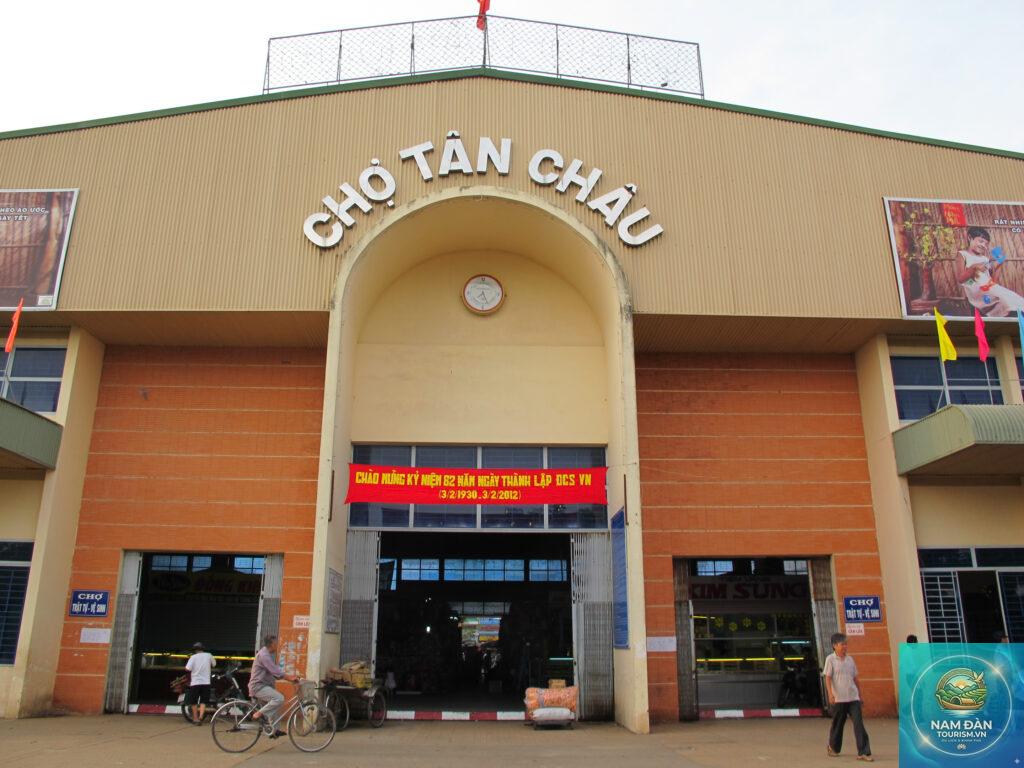 chợ tân châu