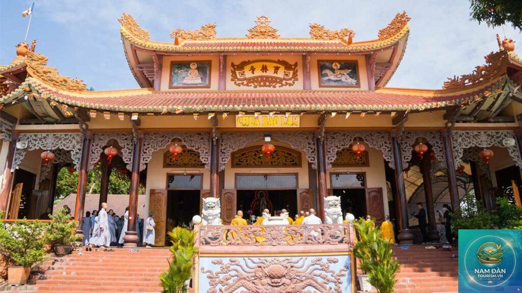 chùa bảo lâm