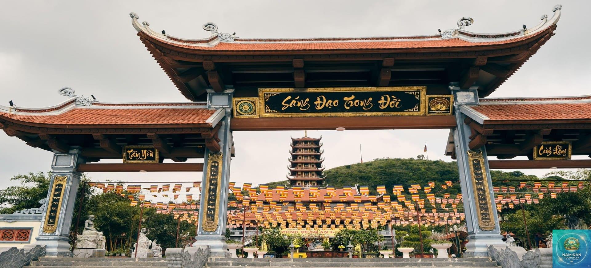 chùa đại tuệ nghệ an có gì - Hình 5