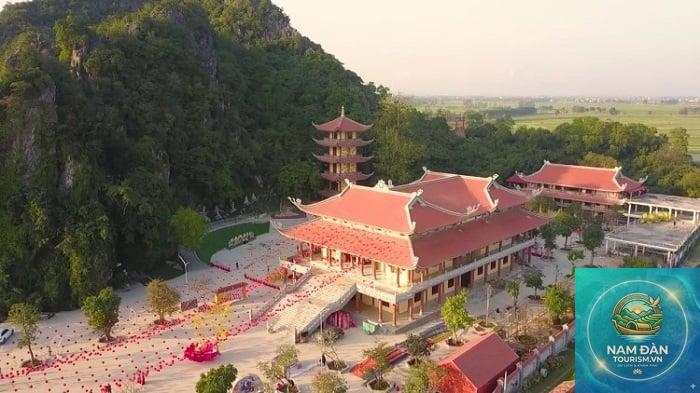 chùa linh thiêng nhất nghệ an - Hình 4