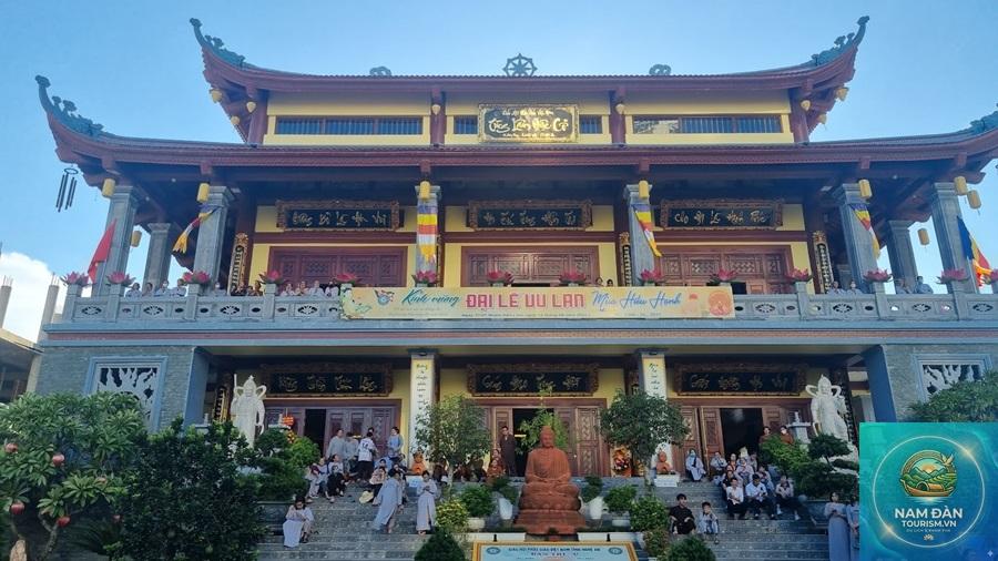chùa linh thiêng nhất nghệ an - Hình 5