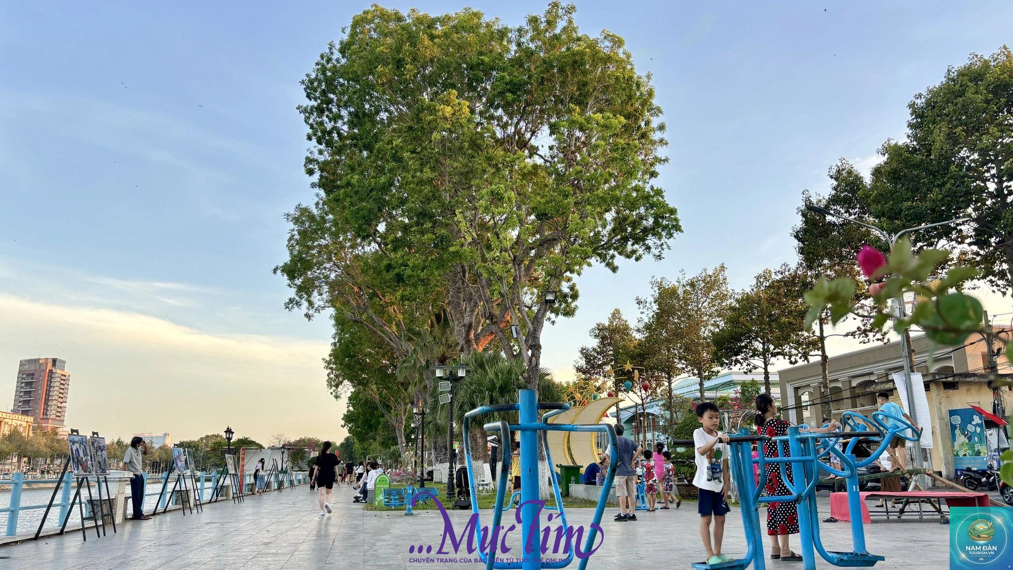 công viên trung tâm mỹ tho - Hình 1