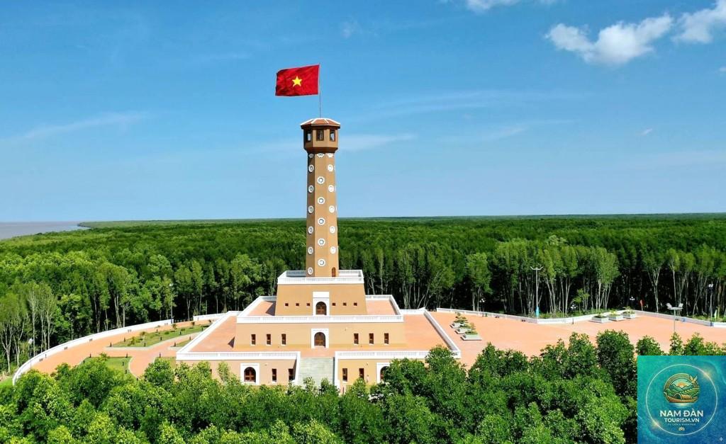 cột cờ hà nội tại đất mũi - Hình 2