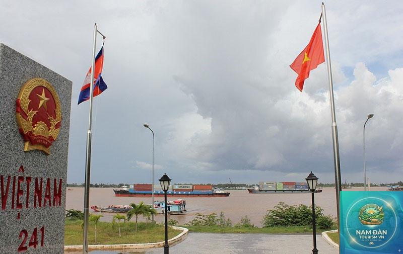 cửa khẩu quốc tế vĩnh xương