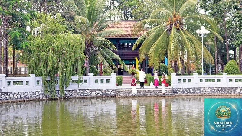 đền thờ bác hồ trà vinh - Hình 4
