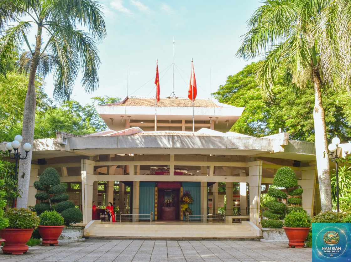 đền thờ chủ tịch hồ chí minh long đức - Hình 2