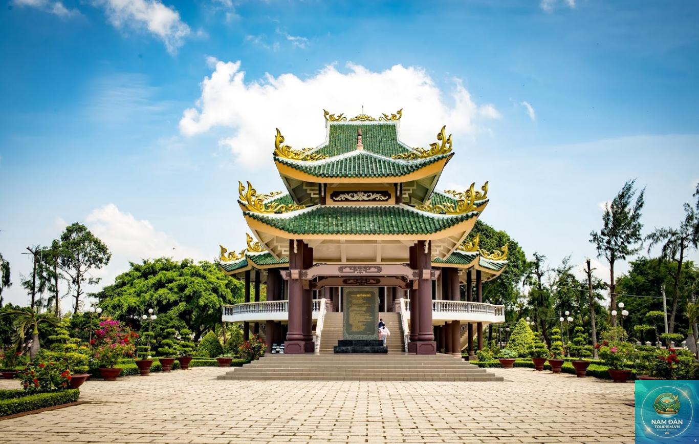 đền thờ nguyễn đình chiểu - Hình 2