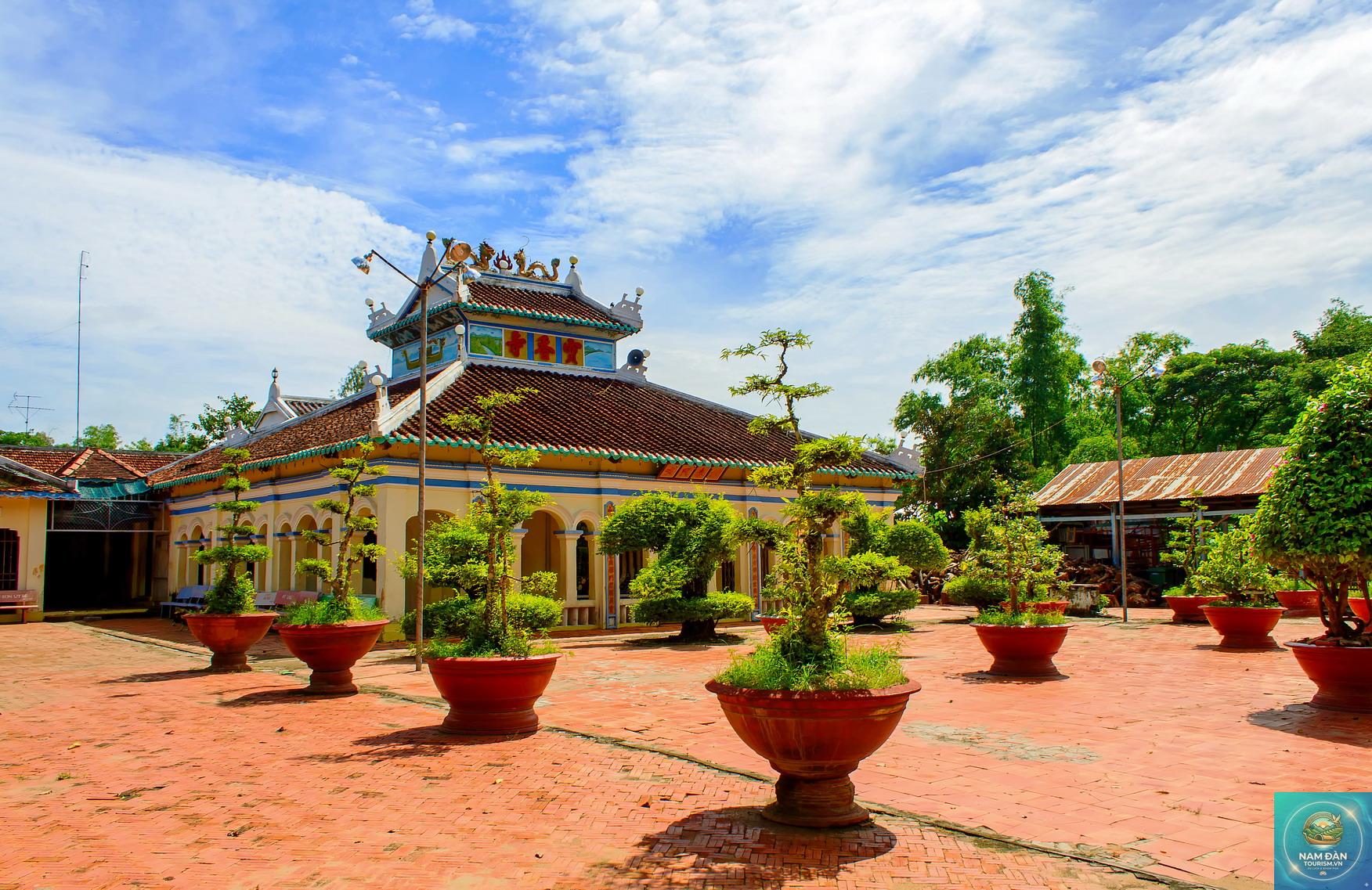 đền thờ quản cơ trần văn thành - Hình 1