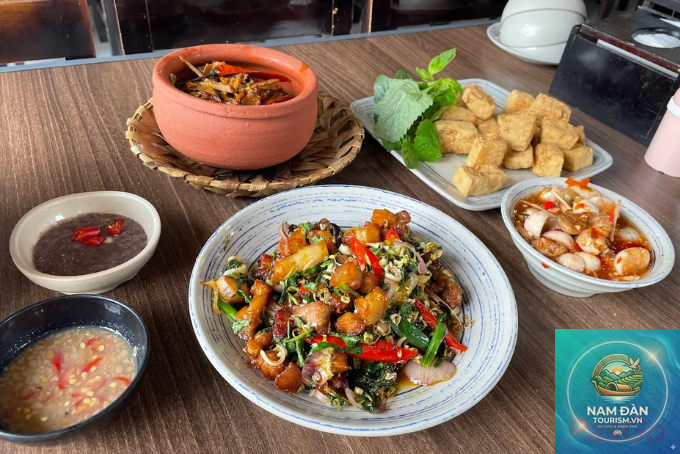địa điểm ăn uống ngon ở vinh - Hình 3
