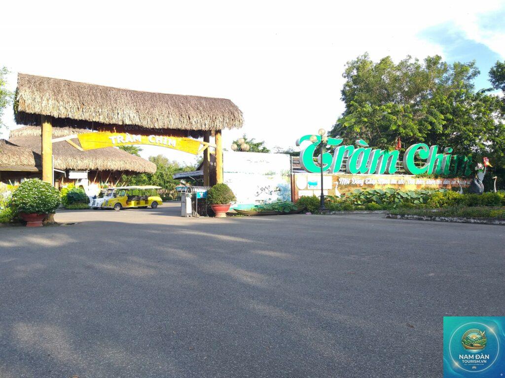 đường vào tràm chim