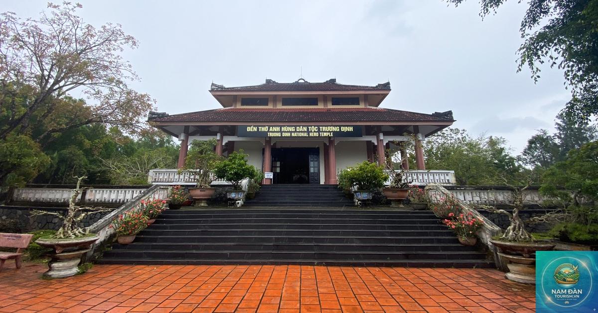 khu lưu niệm anh hùng dân tộc trương định - Hình 1