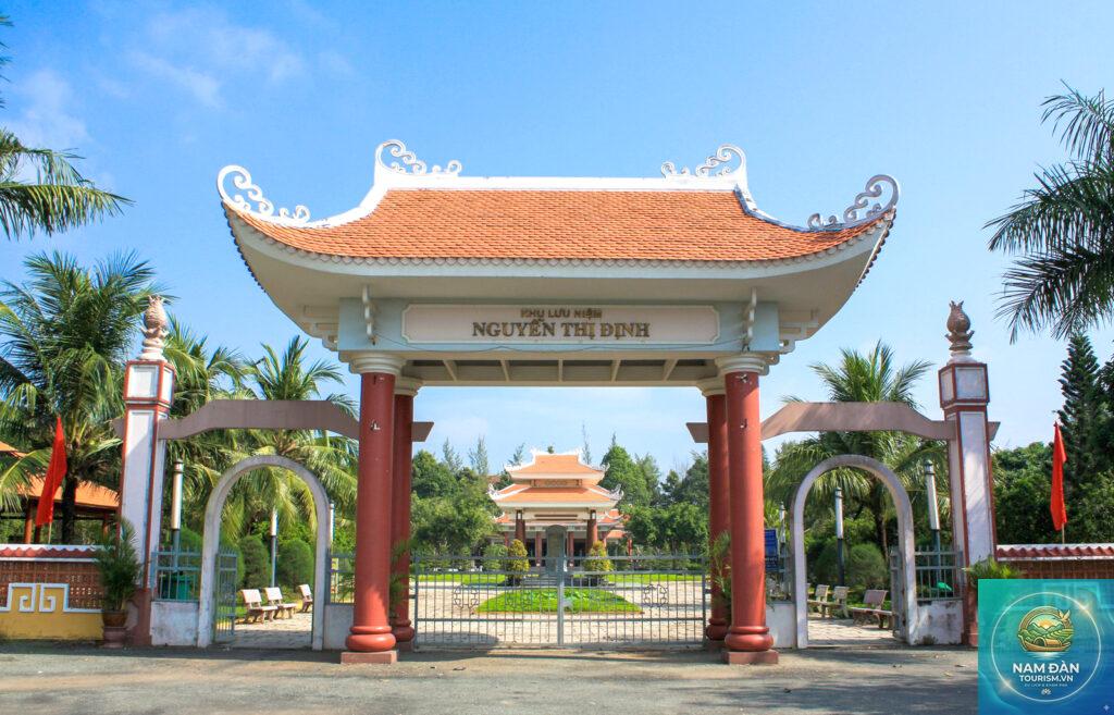 khu lưu niệm nữ tướng nguyễn thị định