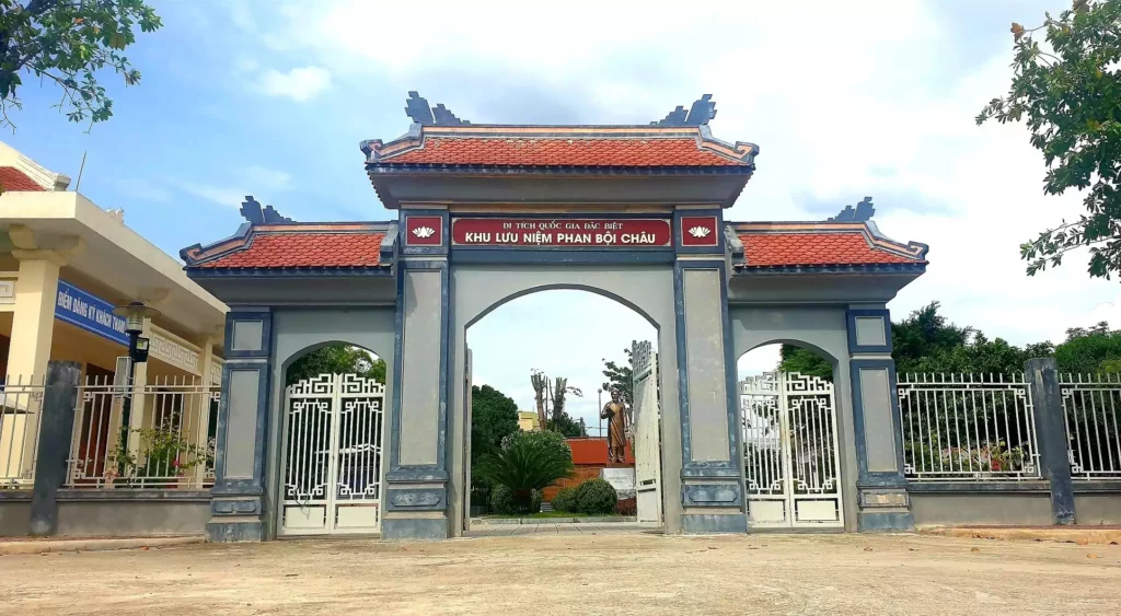 khu lưu niệm phan bội châu nam đàn