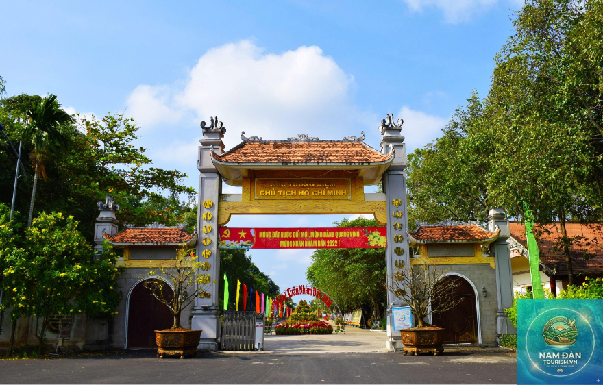 khu tưởng niệm chủ tịch hồ chí minh cà mau - Hình 2