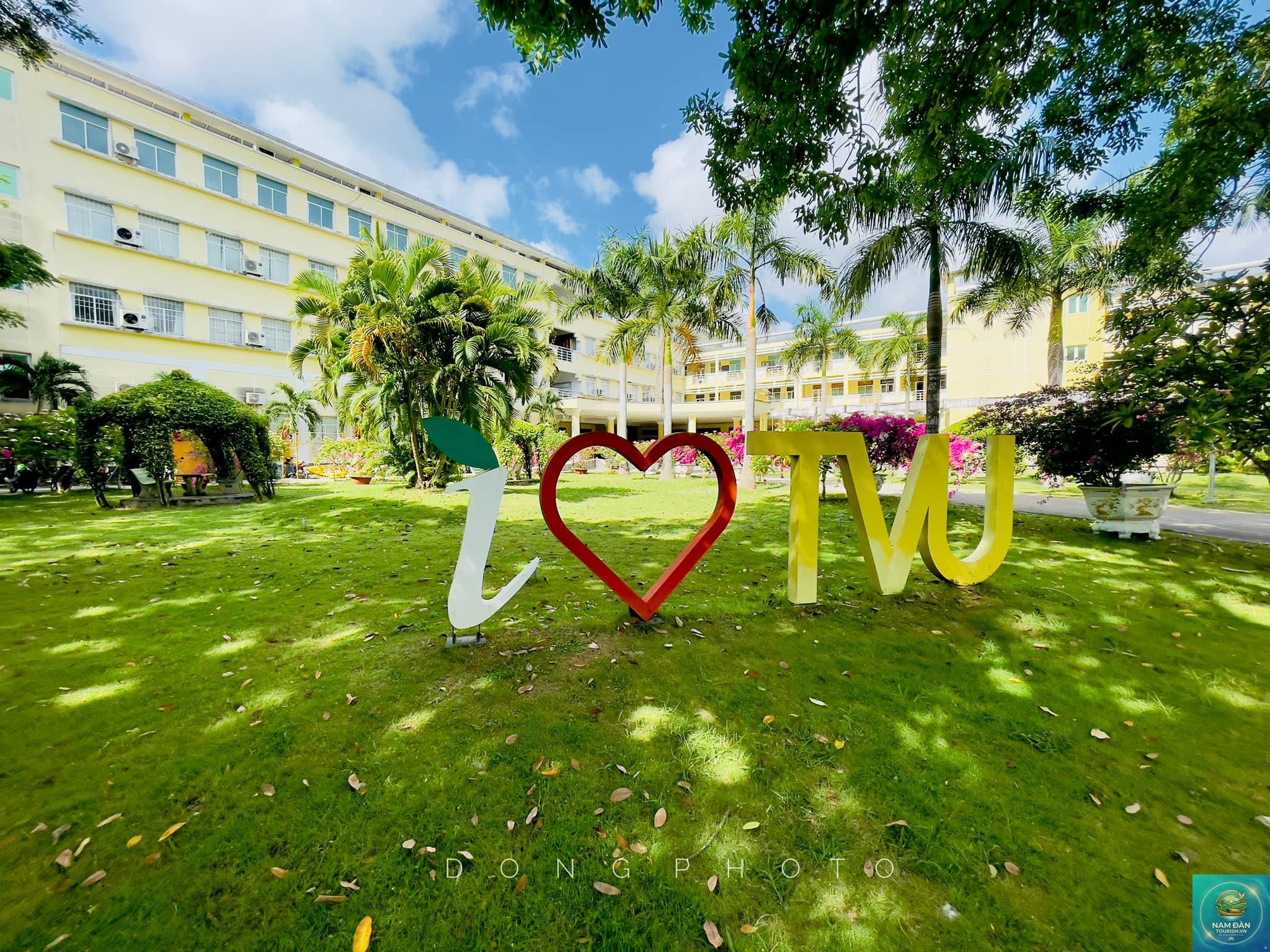 khuôn viên đại học trà vinh - Hình 3