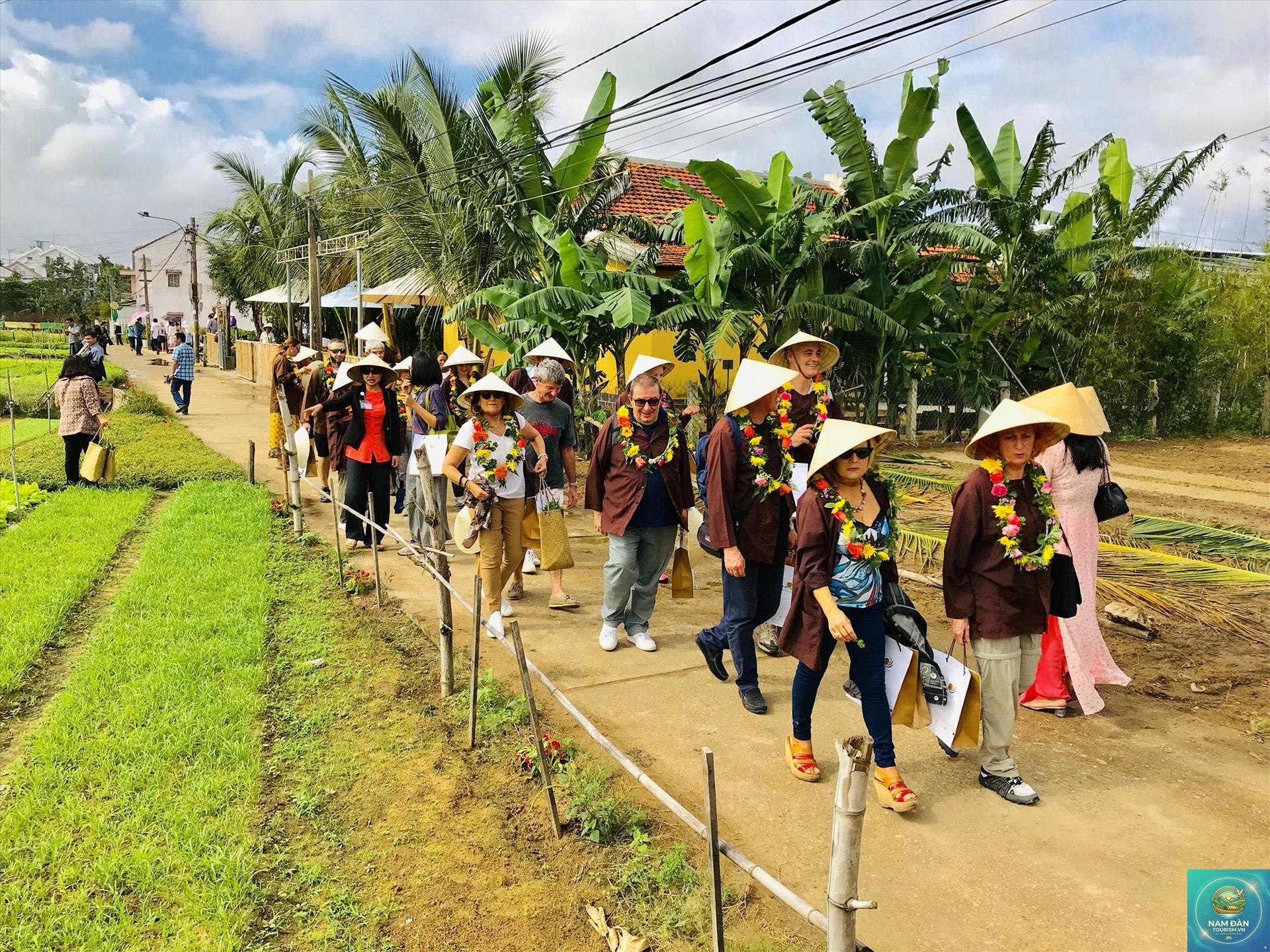 làng du lịch cộng đồng tân thạch - Hình 3