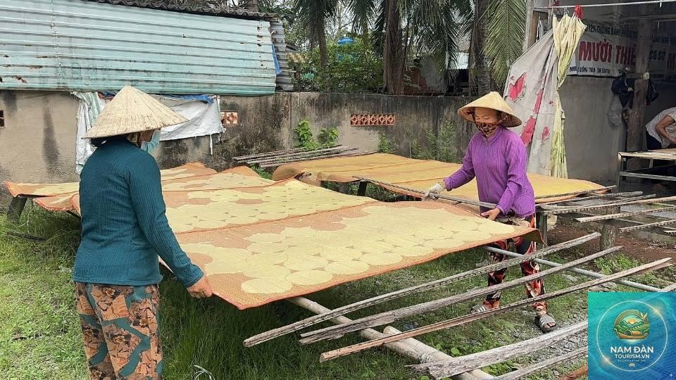 làng nghề bánh phồng sơn đốc - Hình 1