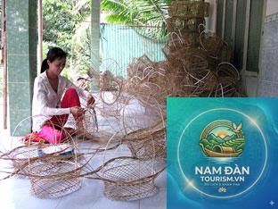 làng nghề đan giỏ cọng dừa - Hình 2