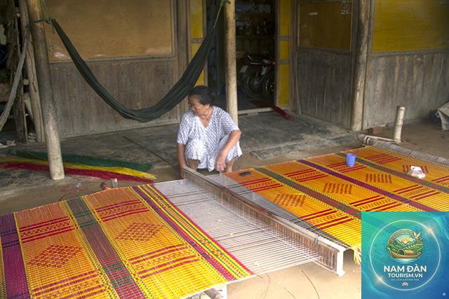 làng nghề dệt chiếu cà hom - Hình 4