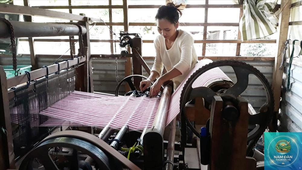 làng nghề dệt choàng long khánh - Hình 5