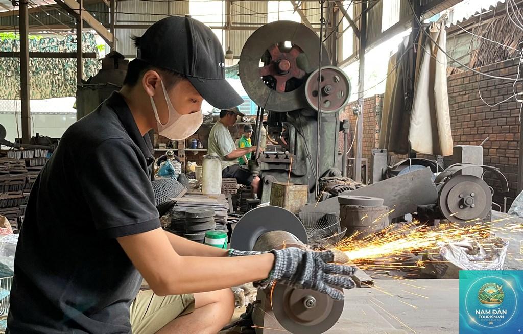 làng nghề rèn phú mỹ - Hình 4