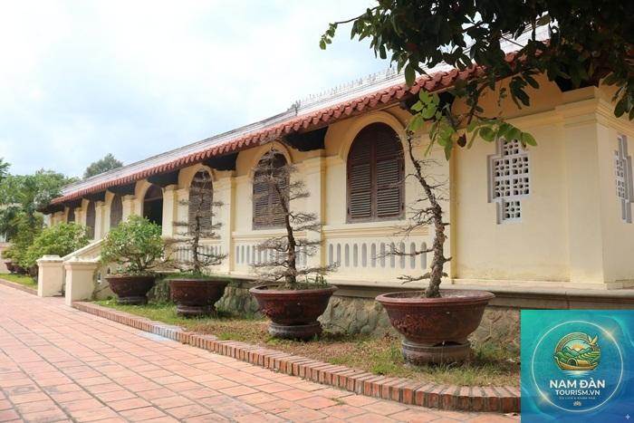 nhà cổ ba tri - Hình 2