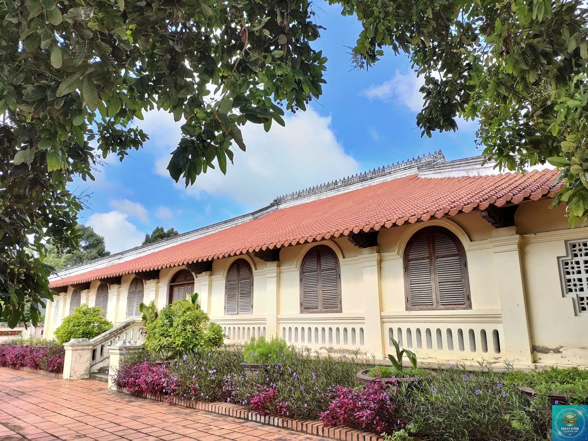 nhà cổ ba tri - Hình 3