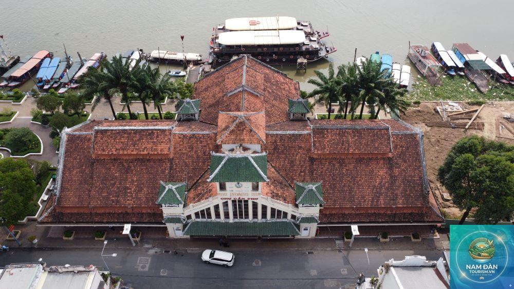 nhà lồng chợ cổ cần thơ