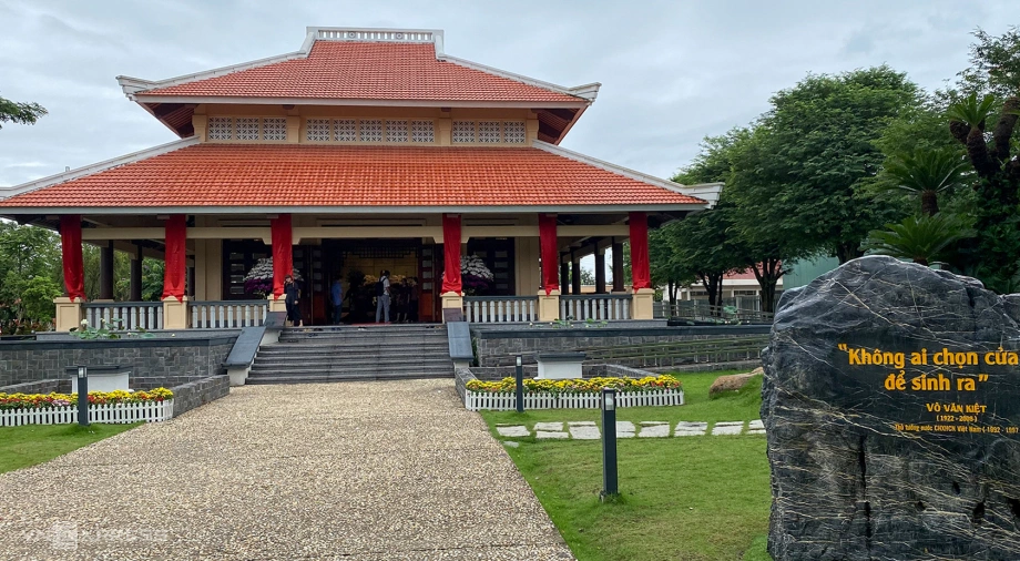 nhà lưu niệm võ văn kiệt - Hình 1
