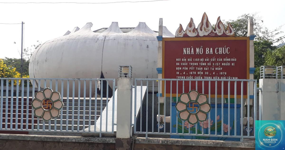 nhà mồ ba chúc - Hình 3