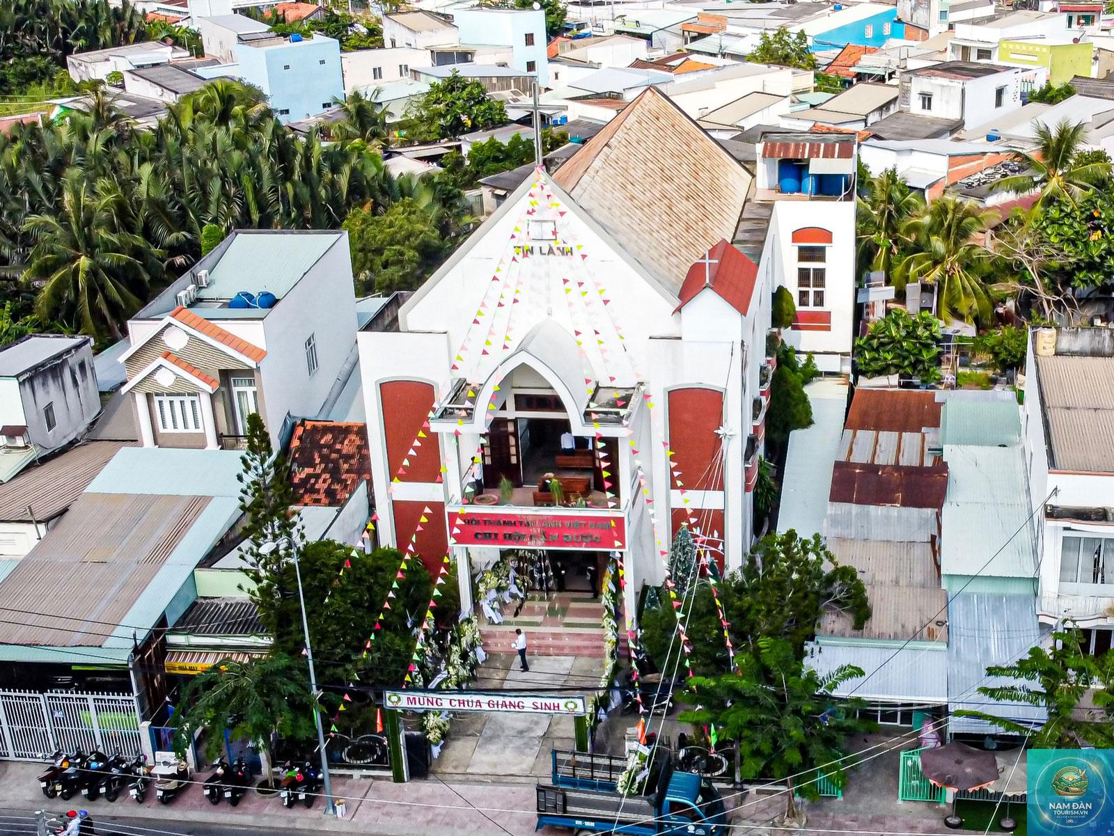 nhà thờ cần đước - Hình 1