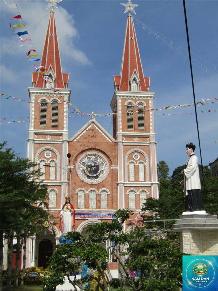 nhà thờ chính tòa trà vinh